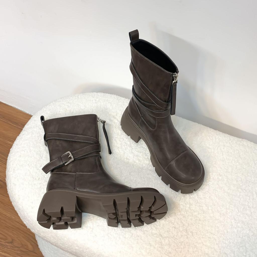 2025 winter new mid-tube knight boots women's platform locomotive boots Internet celebrity belt buckle Korean version leather boots women's outer wear