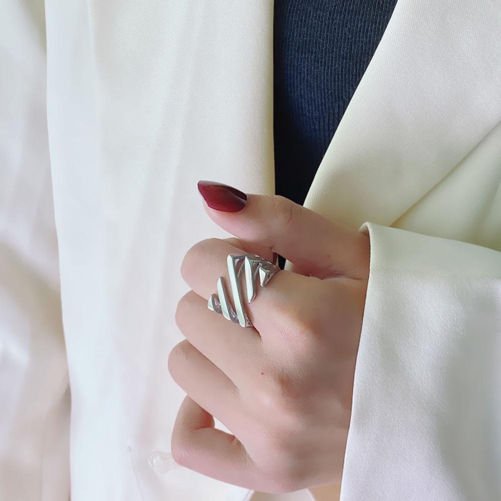 Fashion Titanium Steel Ring Women 18K Gold Color Simple Elegant Stainless Steel Trendy Ring