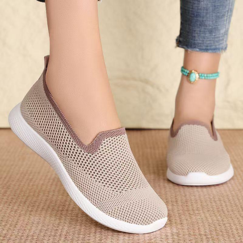 Women's Spring Autumn New Mesh Casual Shoe Thick Sole Non Slip Shallow Slip On Light Round Toe Flat Sole Elderly Walking Shoes