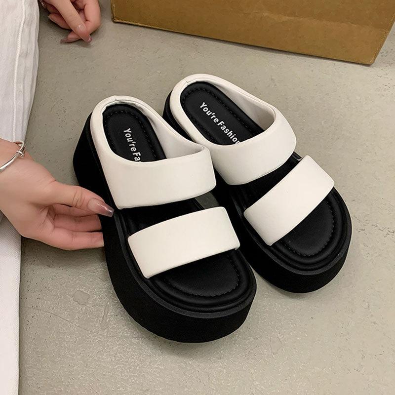 Thick-soled high-heeled small man cool slippers women's summer wear 2025 new Internet celebrity super hot fashion with skirt beach shoes