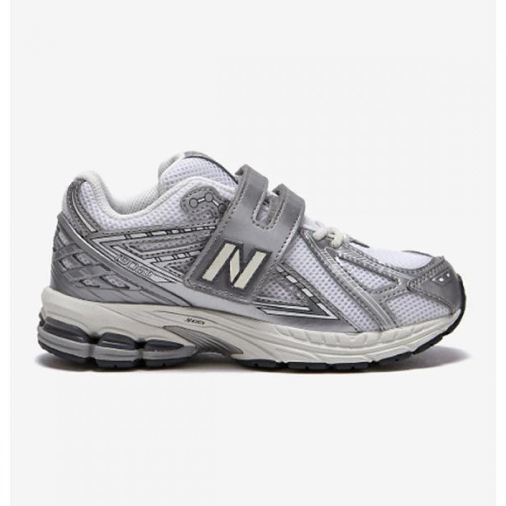 

New Balance Детские кроссовки B1 Nkpmfs132w 10 NKPMFS132W 10 220