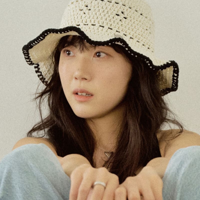 Slowslowly No.156 / Lily Wide Bucket Hat _ Cream