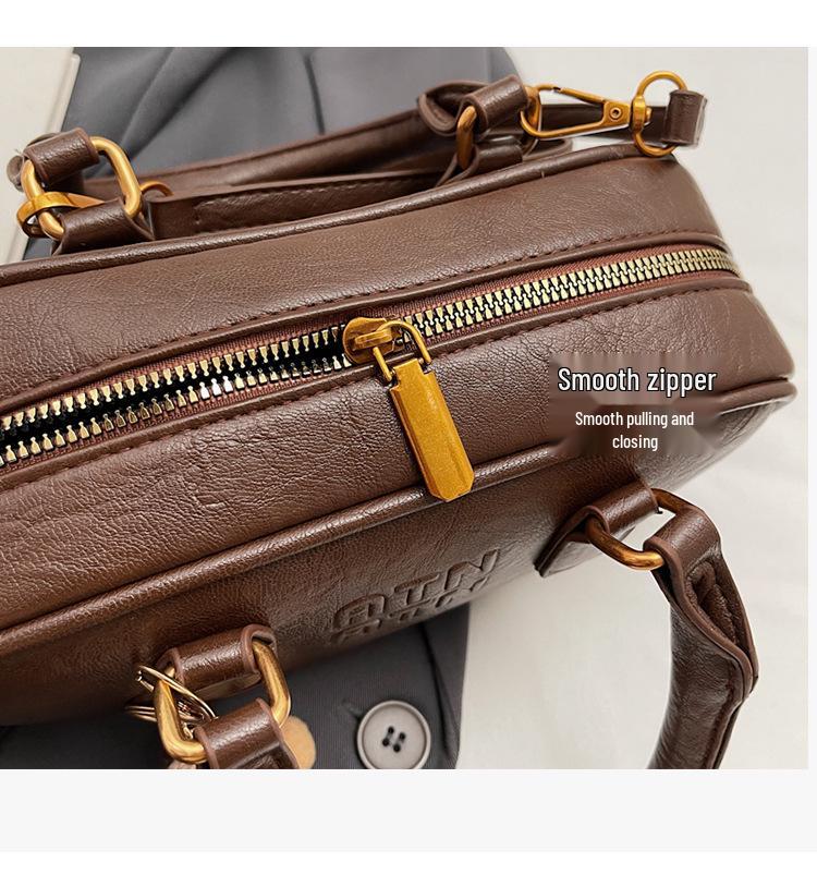 Autumn/Winter 2025 Women's Korean-Style Retro Bowling Crossbody Bag