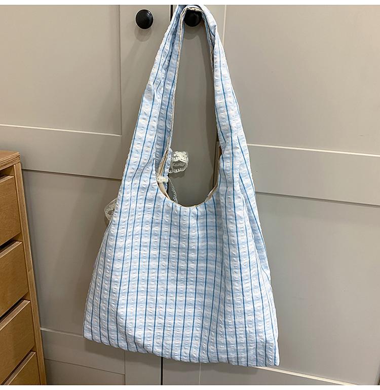 

New nylon printing niche design dumpling bag crescent bag shoulder bag underarm bag women s bag синий