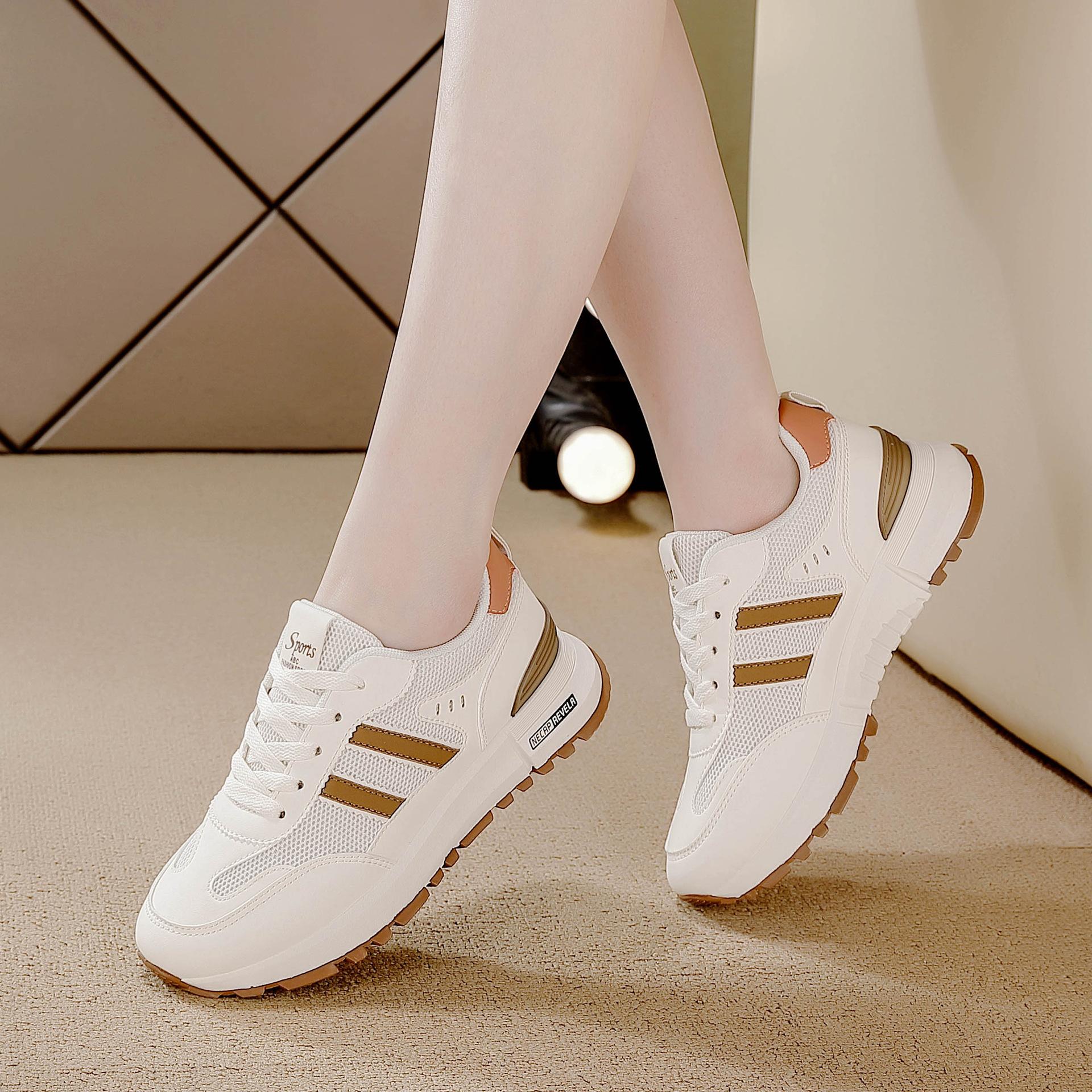 

Белые туфли большого размера женские 2025 весна новая сетка женские легкие спортивные туфли на мягкой подошве женские дышащие туфли дети 42