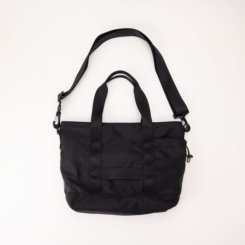 

Водонепроницаемая нейтральная сумка-тоут через плечо Xiaojin Black