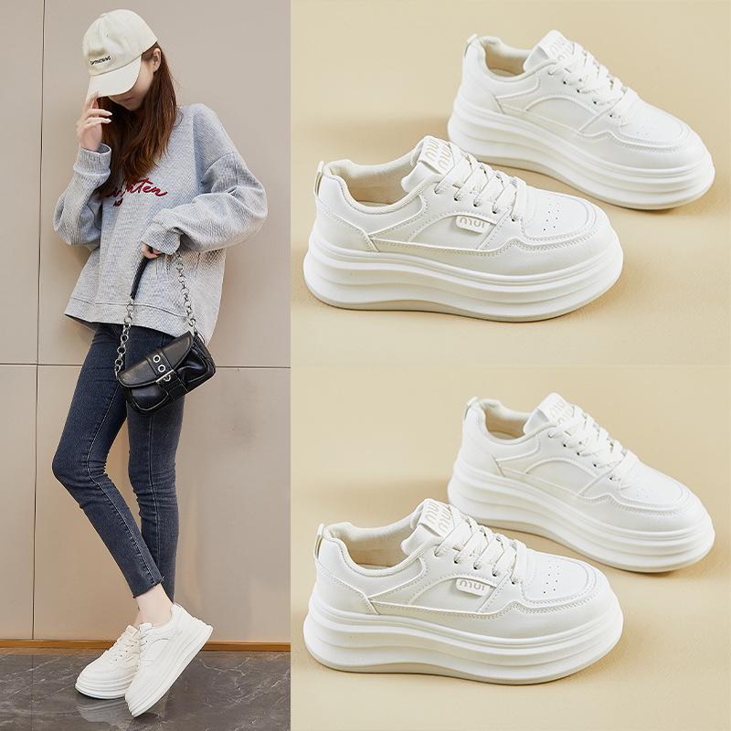 Frühling Studentenplattform Weißwand-Schuhe Damen-Größenzuwachs Mode Einfache Brot-Schuhe Klassische Sport- und Freizeitschuhe