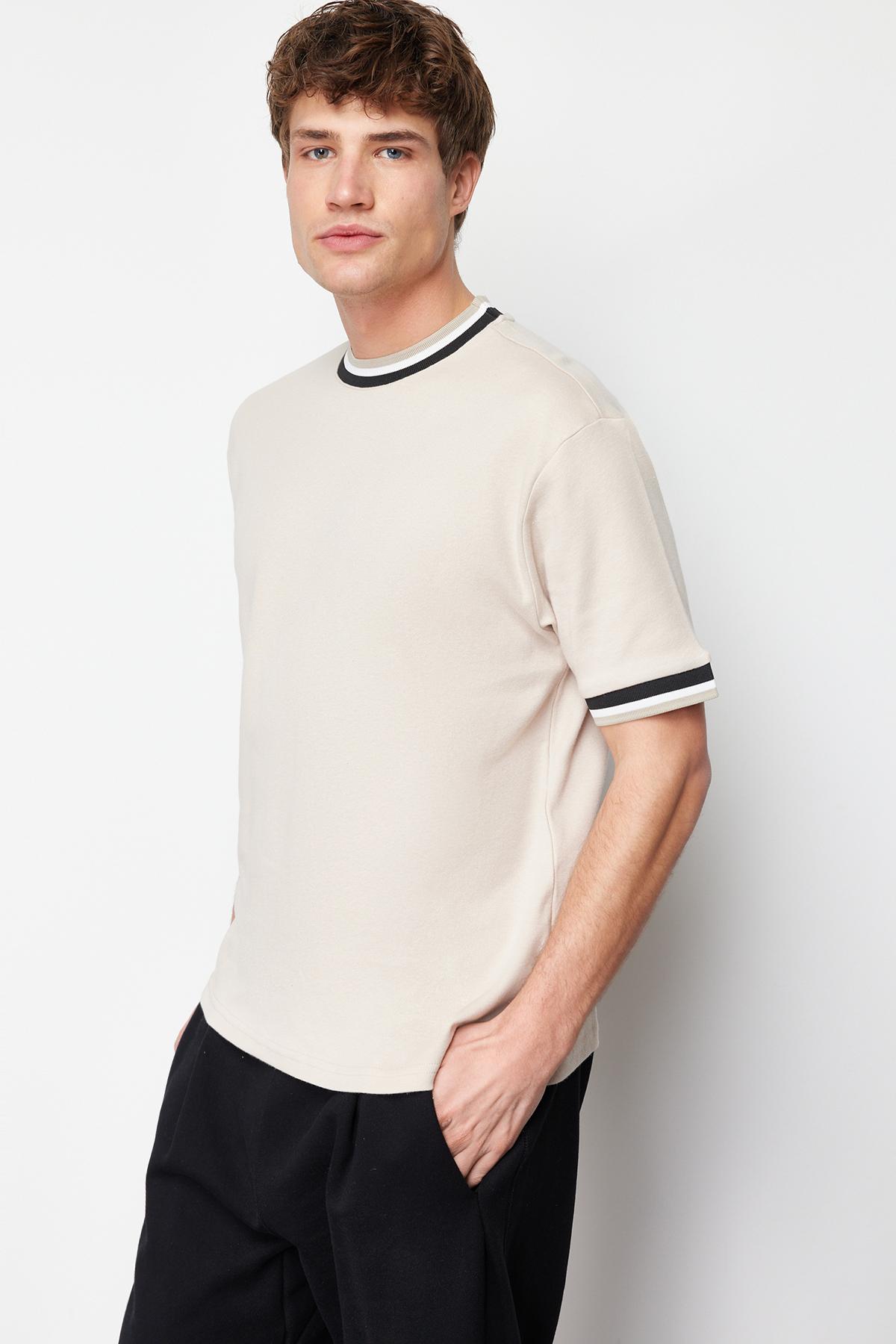 

Men s Fashion New T-Shirt Stone Relaxed Comfortable Cut Textured Stripe Detailed T-Shirt