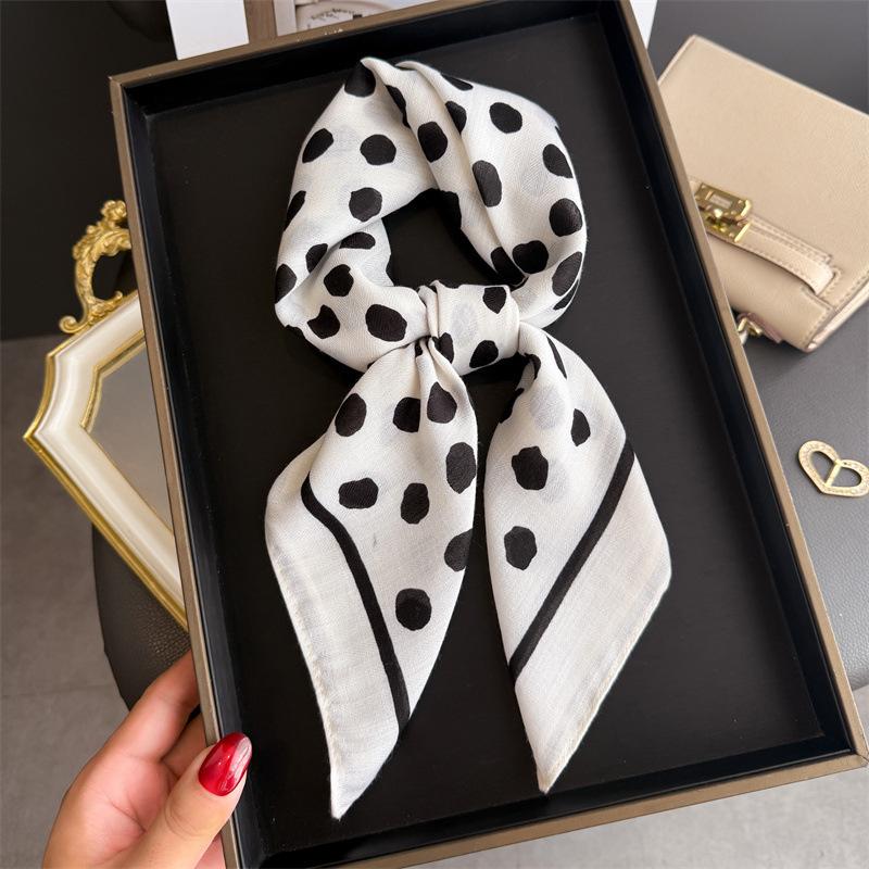 Geometric polka dot imitation velvet herringbone pattern cotton and linen small square scarf silk scarf headscarf shawl sun protection scarf women's s