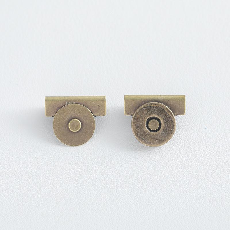 Strong Magnetic Snap Buckle for Leather Bags: Hidden No-Sew Clasp Accessory