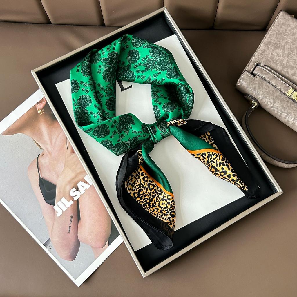 Hedvábný šátek pro ženy, módní všestranný, vysoký smysl, 70 čtverečních stop, ochrana krku, šátek, retro šátek, taška