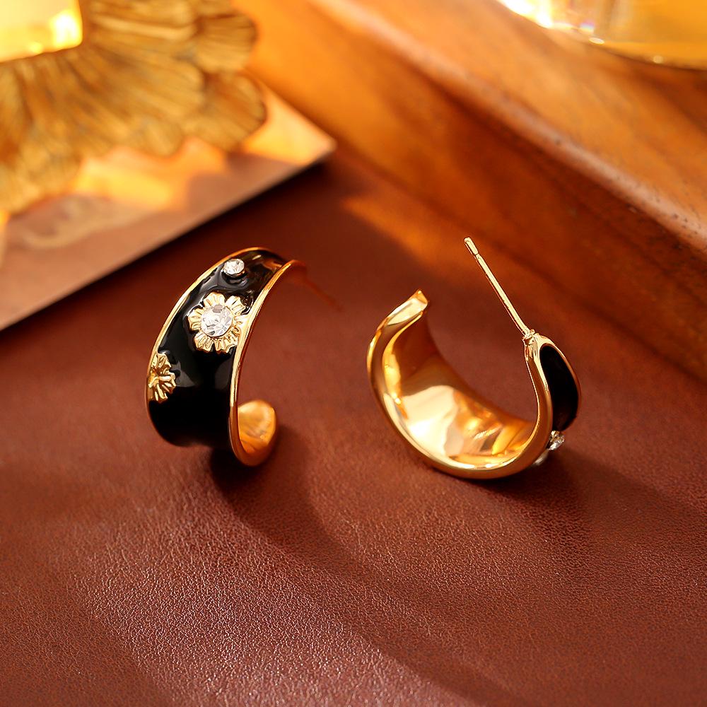 C-Shaped Chinese Black Enamel Drip Earrings - High-End Fashion, Atmospheric INS Style Jewelry