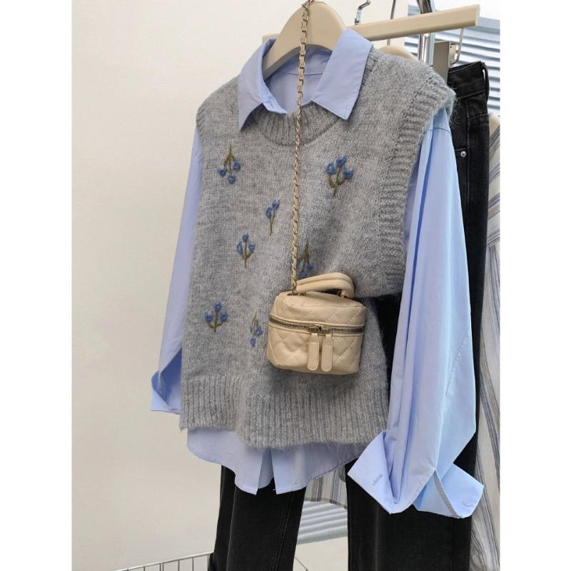 Vintage Embroidered Floral Crew Neck Sleeveless Knit Vest For Women