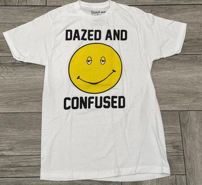 2016 Dazed and Confused Faccina Sorridente Grafica Ufficialmente Licenziata T-shirt 100% Cotone Magliette Uomo Top Taglia Piccola