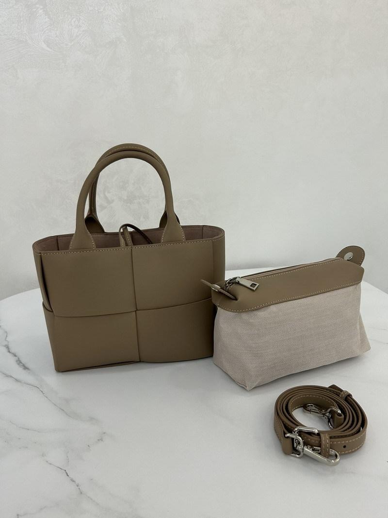 

2026 New Genuine Leather Women s Bag Creative 4-piece Weaving Splicing Tote Vegetable Basket Handheld Single Shoulder Diagonal Cross 24cm