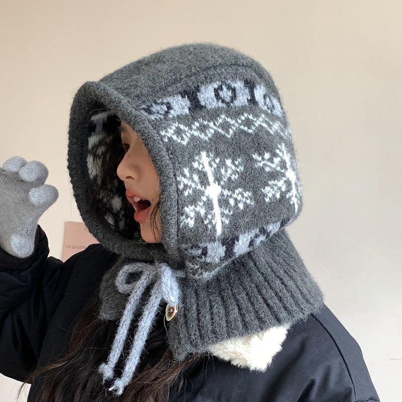 

Ретро шапка-балаклава с узором «Справедливый остров», женская осенне-зимняя утолщенная теплая и ветрозащитная шерстяная шапка с ушками M（56-58cm） серый