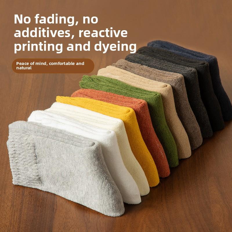 5 Pairs of Thick and Fleece Warm Loop Mid Calf Cotton Socks for Women In Autumn and Winter