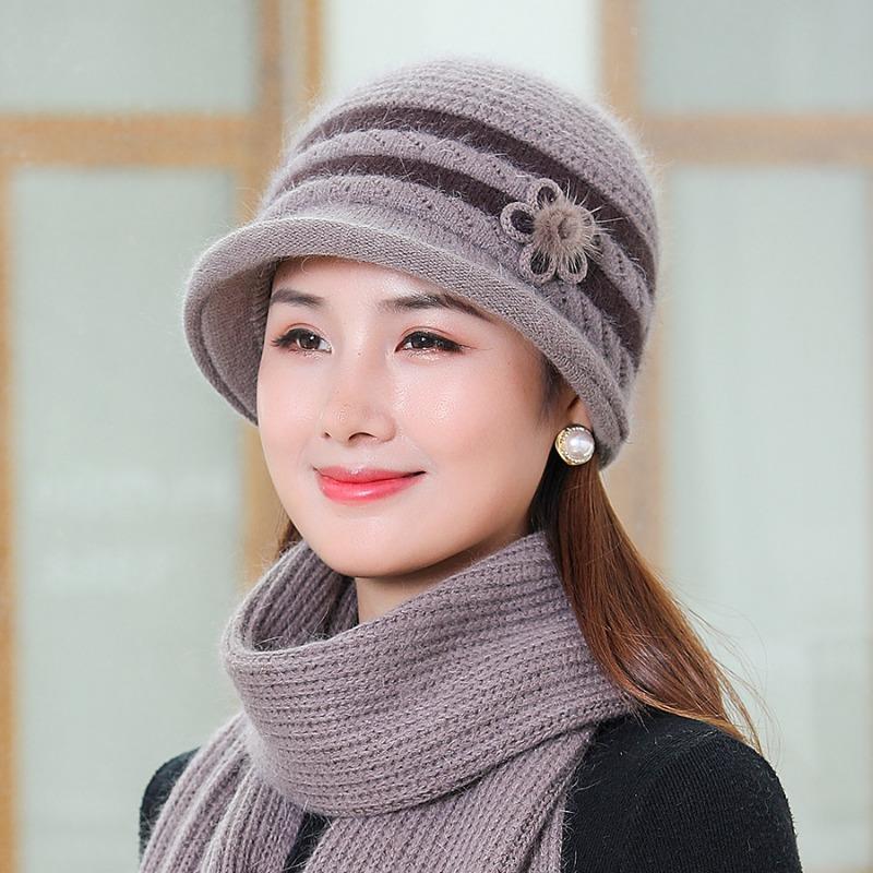 Pălărie de mamă în vârstă de vârstă mijlocie cu temperament de toamnă iarnă, la modă, pălărie simplă de blană de iepure, cu kit de eșarfă groasă de catifea