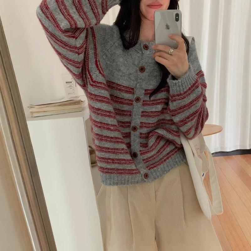 Striped knitted cardigan retro design round neck loose and thin design casual age-reducing sweater jacket
