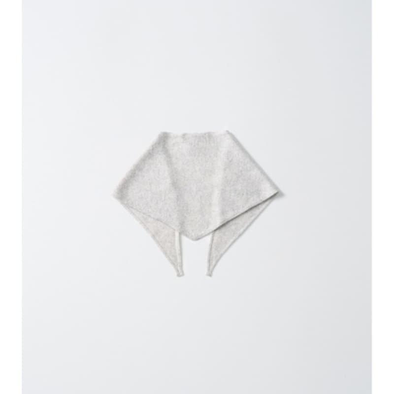 Pure Cashmere NYC TRIANGLE SCARF_Grey