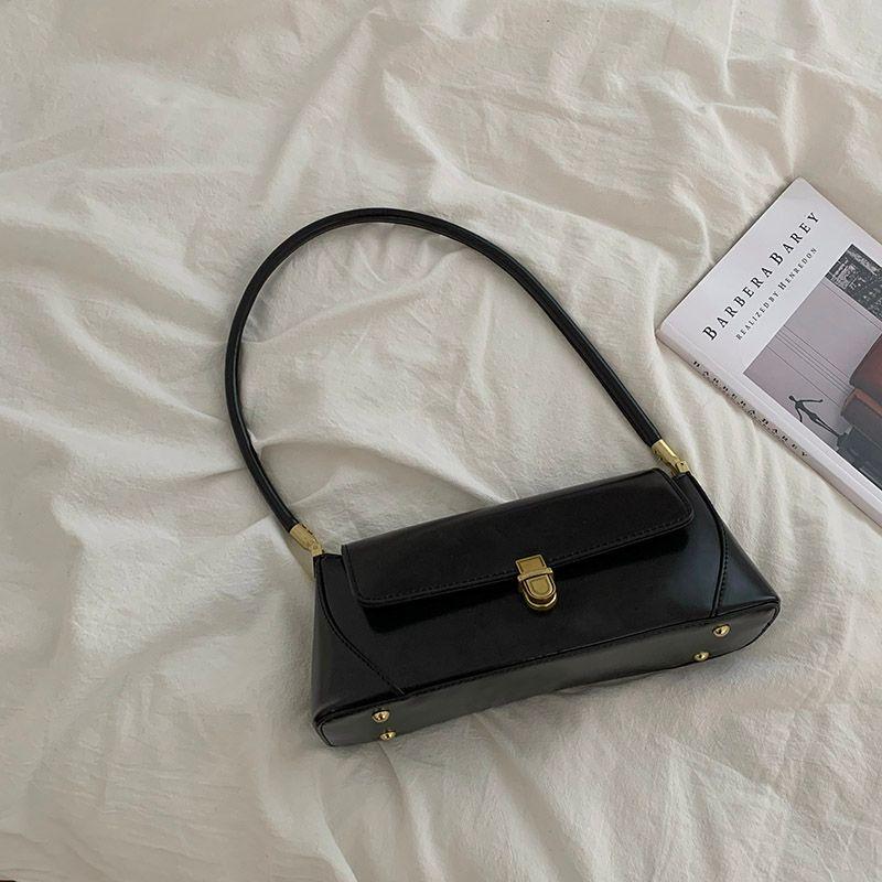 Women s Bag French Minority Fashion Mid-Ancient Handbags Black