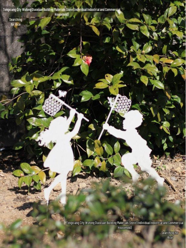 Wrought Iron Silhouette Garden Figures: Outdoor Lawn and Courtyard Decorations
