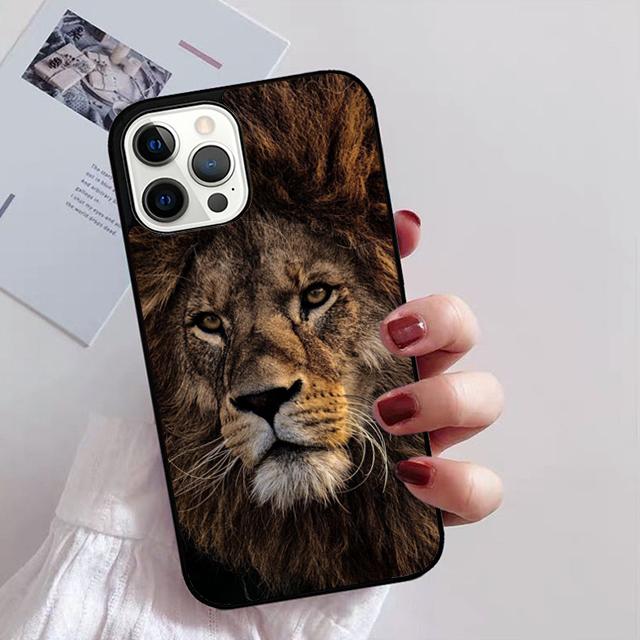 Lion Alpha Male Cub Phone Case for iPhone 11 12 13 14 Pro Max mini XR XS SE 2020 6 7 8 Plus Samsung S21 S22 Coque Fundas
