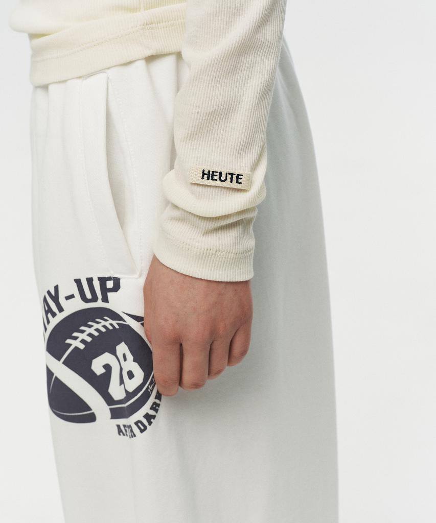 Hoite Stay Up Sweatpants (White)