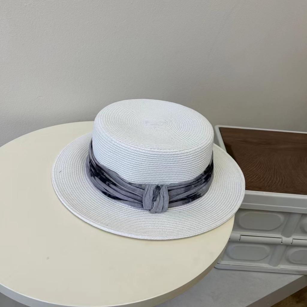 Summer decorative flat-top straw hat women's travel seaside vacation sunshade top hat temperament elegant sunscreen sun hat