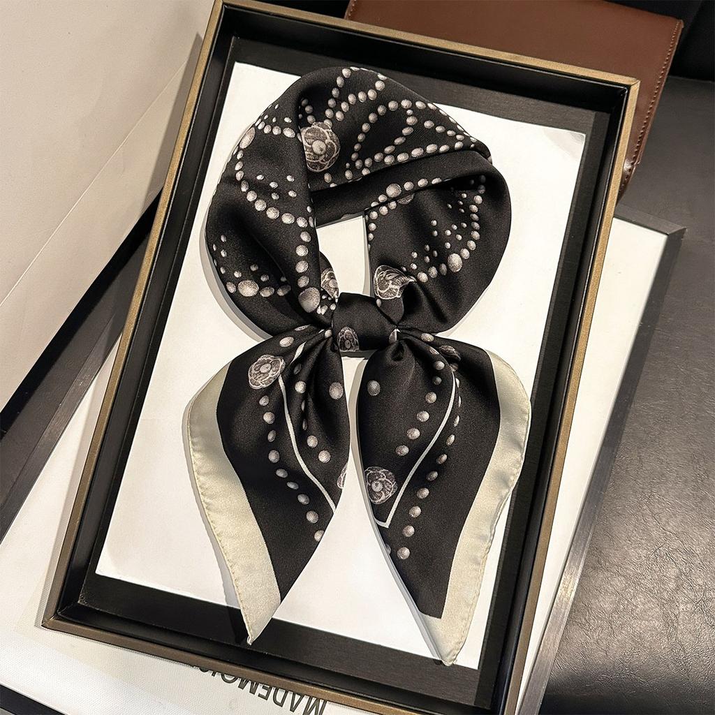 New Paisley Print Silk Scarf For Women Square Hijab Soft Neck Tie Female Fashion Decoration Silk Headscarf 70*70Cm Kerchief