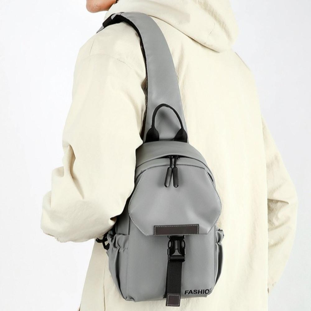 

Wide Strap Men Chest Bag Large Capacity Nylon Messenger Bag Simple Shoulder Bag Men Business темно-синього кольору