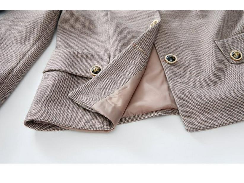 Autumn 2025 Mid-Length Jacket for Middle-Aged and Elderly Women