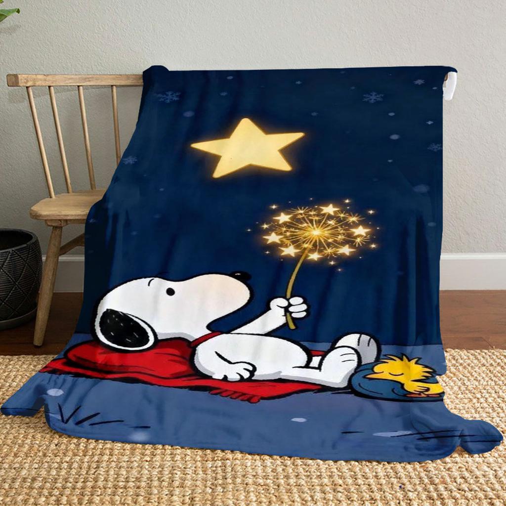 The Snoopy Family Portrait Blanket Is Suitable for Beds and Various Other Occasions, Making It A Perfect Gift for Friends