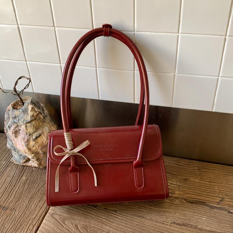 Gențile de umăr populare de astăzi cu capacitate mare sunt genți de mână noi de toamnă pentru femei, cu valoare ridicată, genți de umăr la modă.