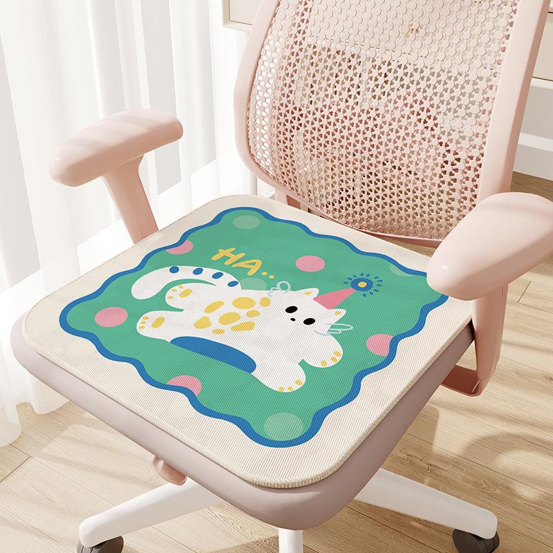 

Summer Cute Cartoon Ice Silk Seat Cushion Breathable Cooling Pad for Office Student Chair Computer Chair Home Sofa Mat 50x50cm зелёный