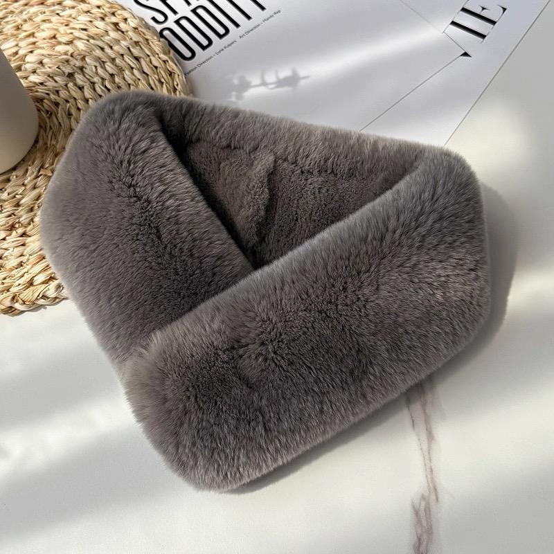 Women's Genuine Rex Rabbit Fur Breathable Fashion Scarf Winter Neck Warmer with Magnetic Closure
