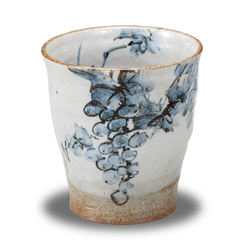 Waza No Kura: Stylish Kutani Ware Sake Glass with a Grape Design. A Premium Japanese Tableware and Gift for Birthdays, 60th, 70th, and 77th Birthdays.