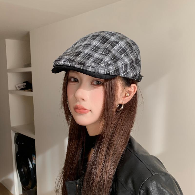 Japanese Retro Plaid Forward Hat Women's Autumn Versatile Newsboy Hat Temperament Versatile Small Duck Tongue Beret