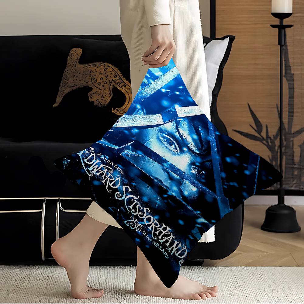 

E-Edward S-Scissorhands Maple Design Cushion Cover Happy Autumn Harvest decor Holiday Decorati Pillow Cover 12x12Inch
