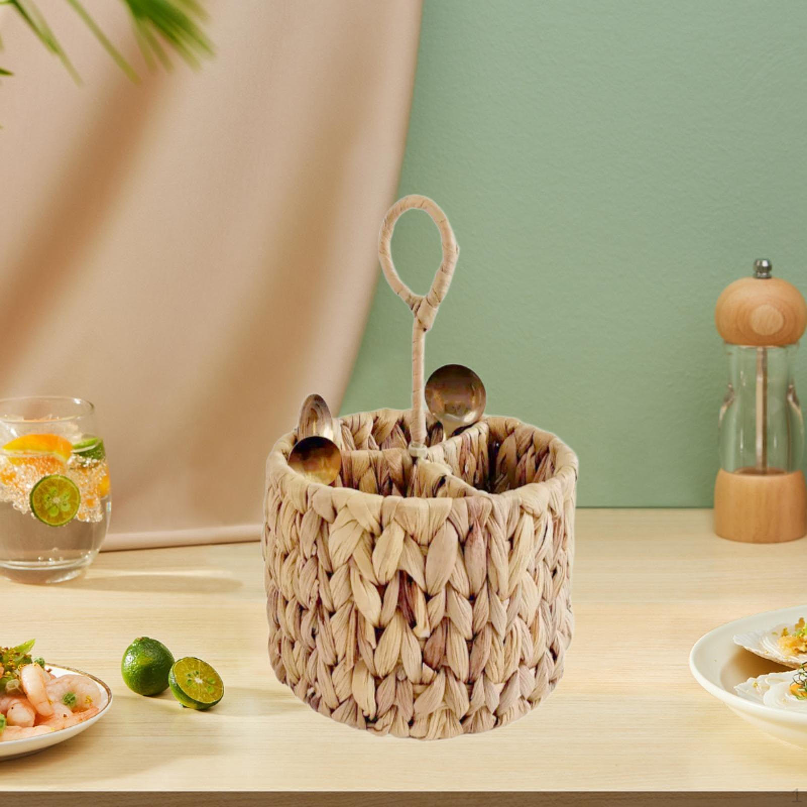 

Wicker Flatware Organizer Water Hyacinth Cutlery Holder Multifunction Round Woven Portable Divided
