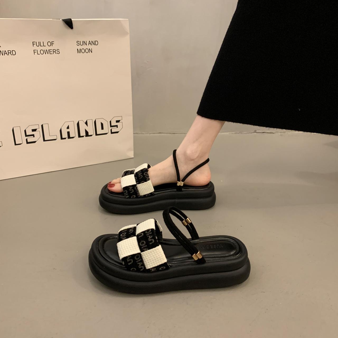 

Feeling super hot and super beautiful Roman sandals premium French 2025 new platform women wear cool slippers women wear two summer 40 чёрный