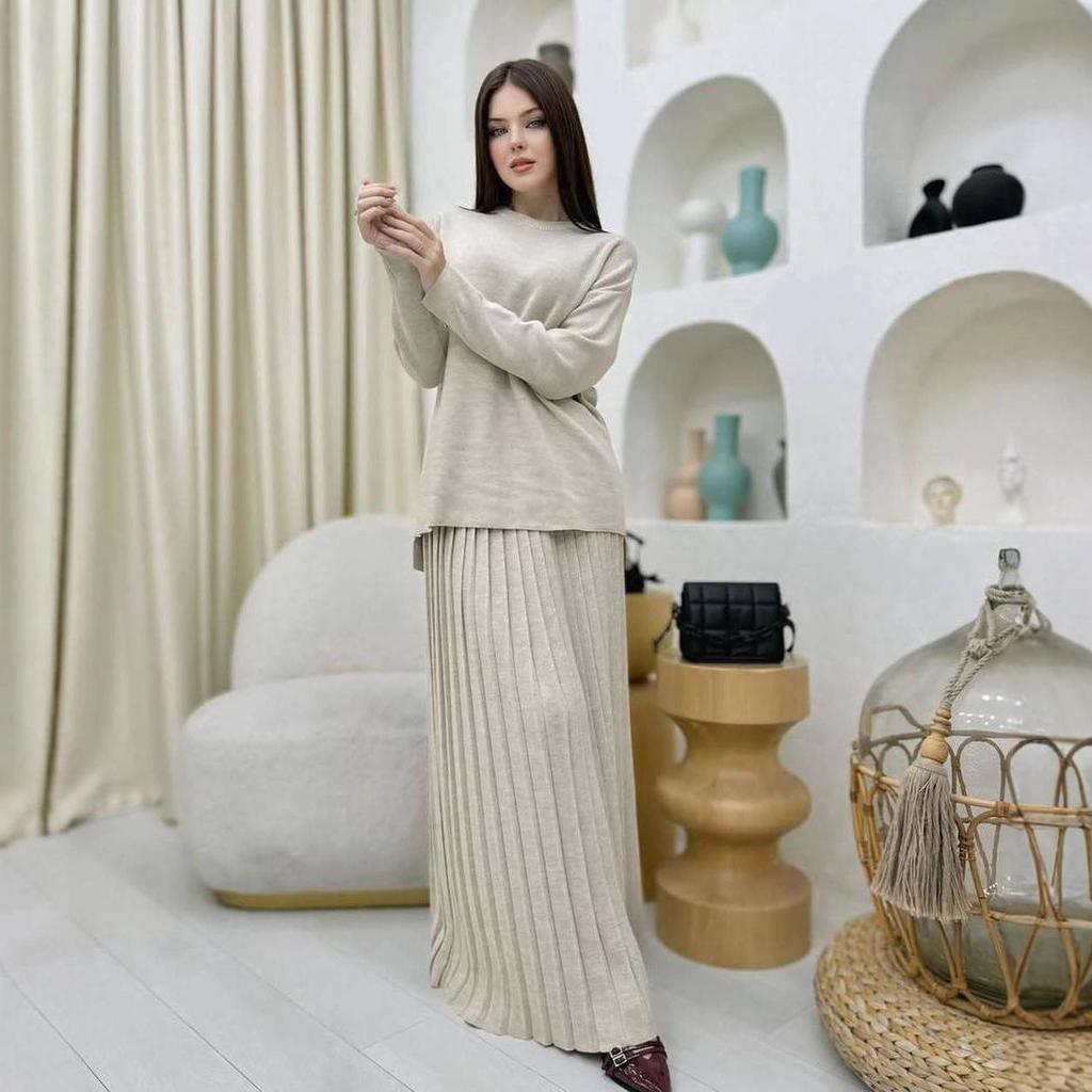 Women's 2025 Autumn New Loose Knit Sweater and A-Line Skirt Set