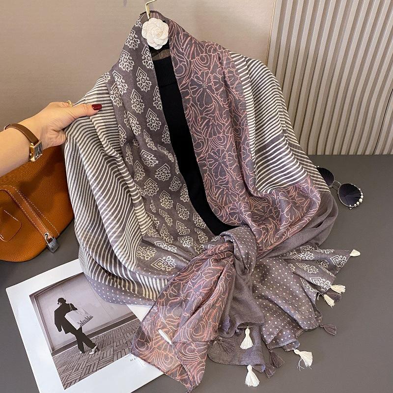 Autumn Viscose Cotton Scarf Aztec Paisley Floral Shawl Wraps Lady Thin Scarves Fashion Tassel Pashmina High Quality Foulard