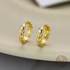 Orecchini a Cerchio Foglia d'Olivo Dorata in Argento Sterling 925 per Donna, Orecchini Huggie Minimalisti Raffinati Ispirati alle Piante, Gioielleria Raffinata