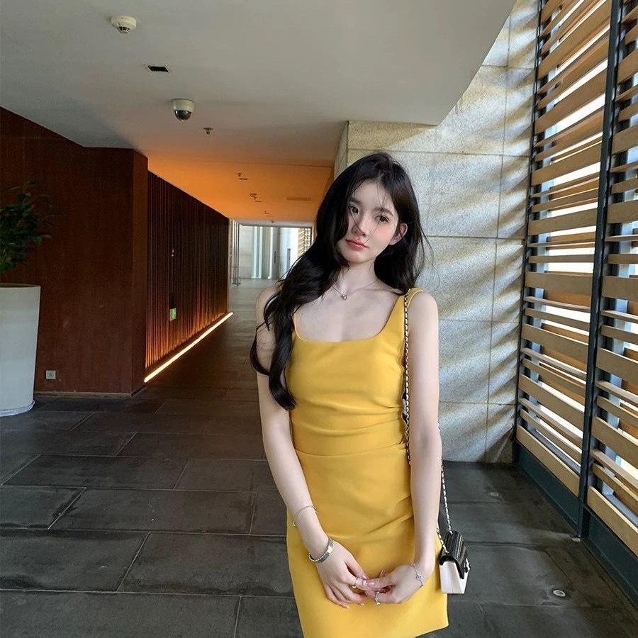 Temperament Korean version of square neck pleated waist summer suspender dress slim sexy short skirt spring summer skirt