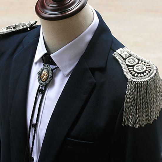 1Pc Vintage Rivet Tassels Shoulder Brooch Badge Suit Epaulette Clothes Decor