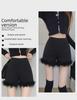 Schwarze Pelzshorts mit hoher Taille für Damen mit Stiefeln - A-Linien-Hotpants Herbst/Winter 2023