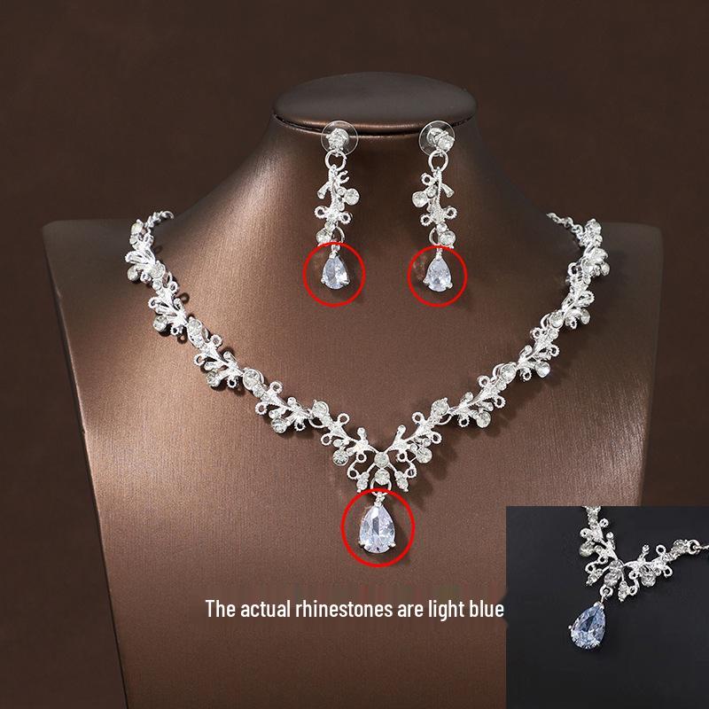 Vintage Black Sparkly Bridal Necklace & Earring Set for Weddings & Parties