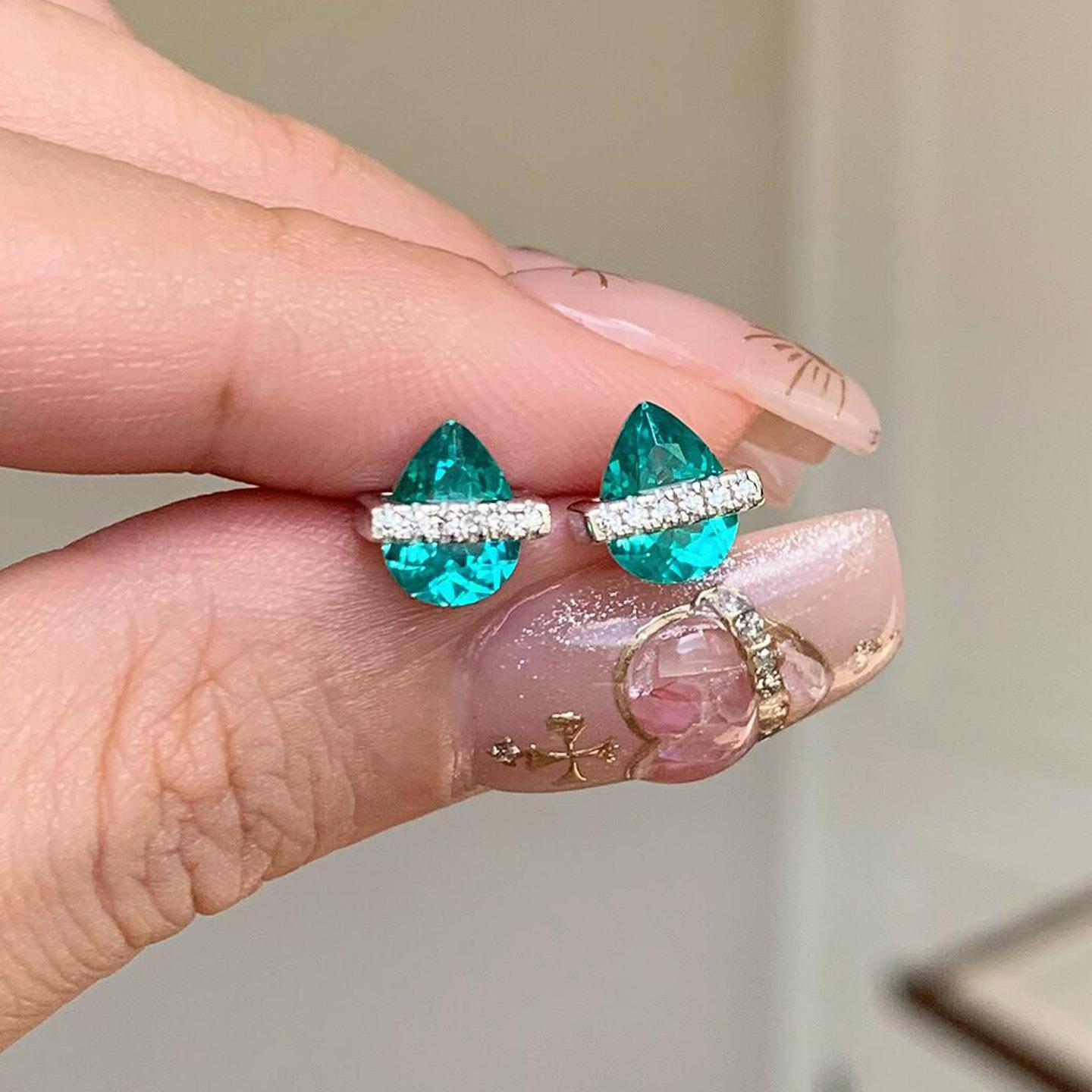 Creative and Simple Water Drop Crystal Earrings for Women New in inlay Diamonds Luxury earings stud Suitable for Daily Jewelry синий