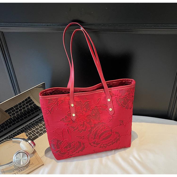 Women's Large Red Canvas Handbag - 2025 Stylish Single Shoulder Tote for Bridal Wedding Banquet